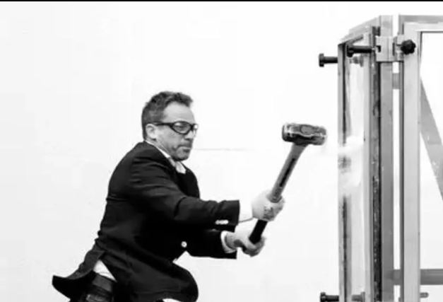 Sicherheit beginnt mit dem richtigen Glas.